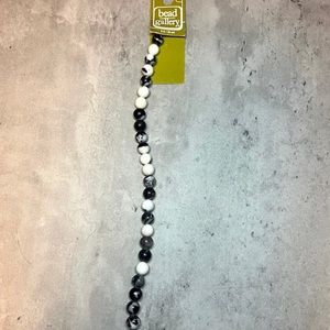 COPY - NWT Black/ White Zebra Round Stone Beads